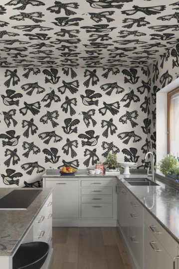 Rebel Walls R20516 Symbolic Dancing Wings Black & White - mural w ptaki