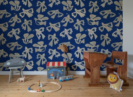 Rebel Walls R20519 Symbolic Dancing Wings Blue - mural w ptaki