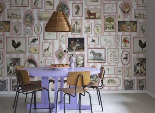 Rebel Walls R19676 Pops Vintage Frames Pink - mural w vintage ramki na zdjęcia