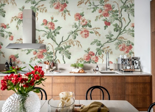 Rebel Walls R21171 Pops Rose Garland Pink - mural w róże