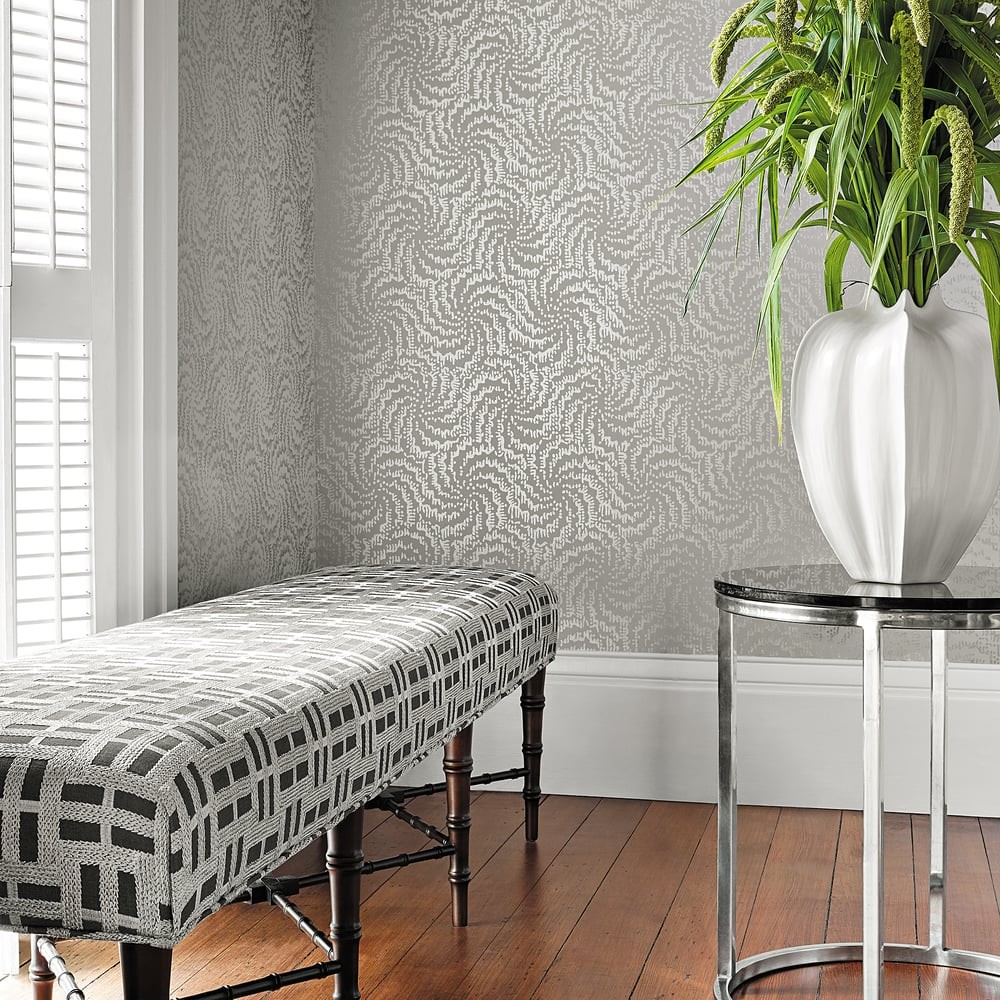 Anna French AT7938 Watermark Cirrus Metallic Pewter on Neutral - tapeta w chmury