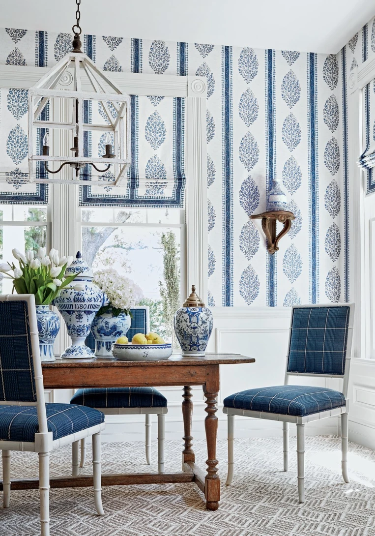 Thibaut T10236 Colony Chappana Grey - tapeta w paski i roślinne ornamenty