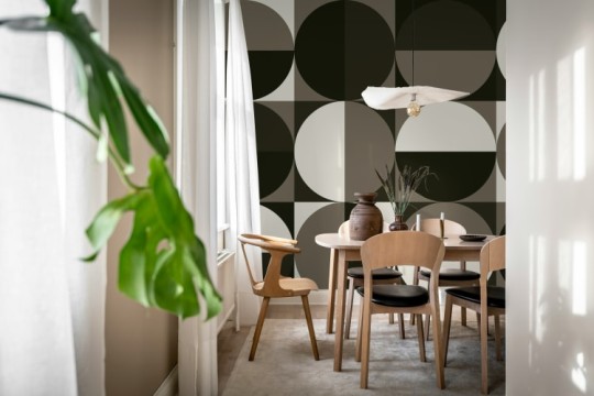 Rebel Walls R21578 Shutterstock Circle Grid Brown - mural w geometryczny wzór