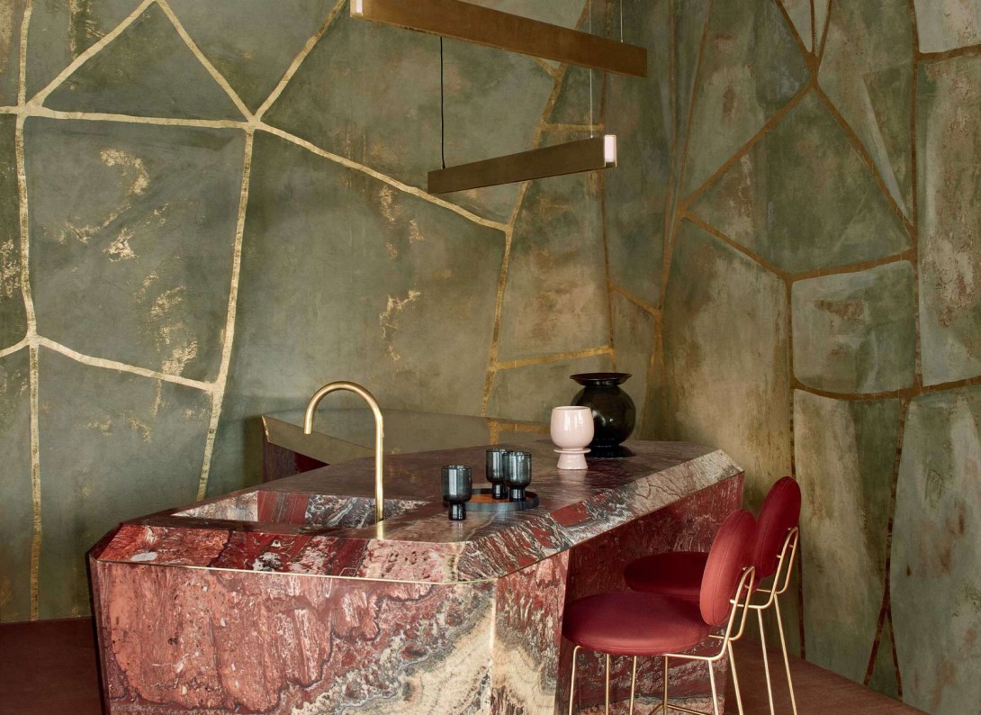 Elitis VP 1022 01 Sauvages Leopard - mural w organiczny złoty wzór