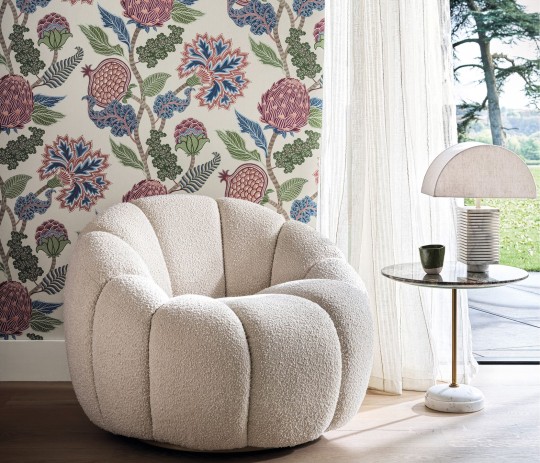 Osborne & Little W8034-02 Ananda Cynara Denim/Apple – tapeta egzotyczne owoce