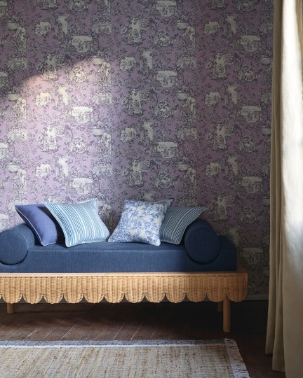 Manuel Canovas 03125-02 Papiers Peints Vol. 9 Sasha Lilas - tapeta w scenki rodzajowe w stylu chinoiserie