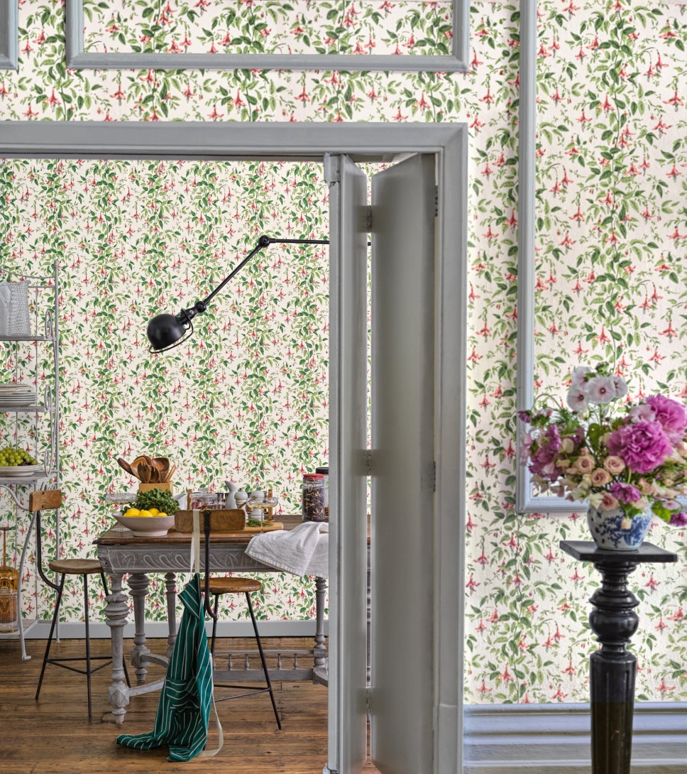 Cole & Son 128/6028 Classics Collection Vol. II Fuchsia Rose Pink and Soft Green on Parchment - tapeta roślinna