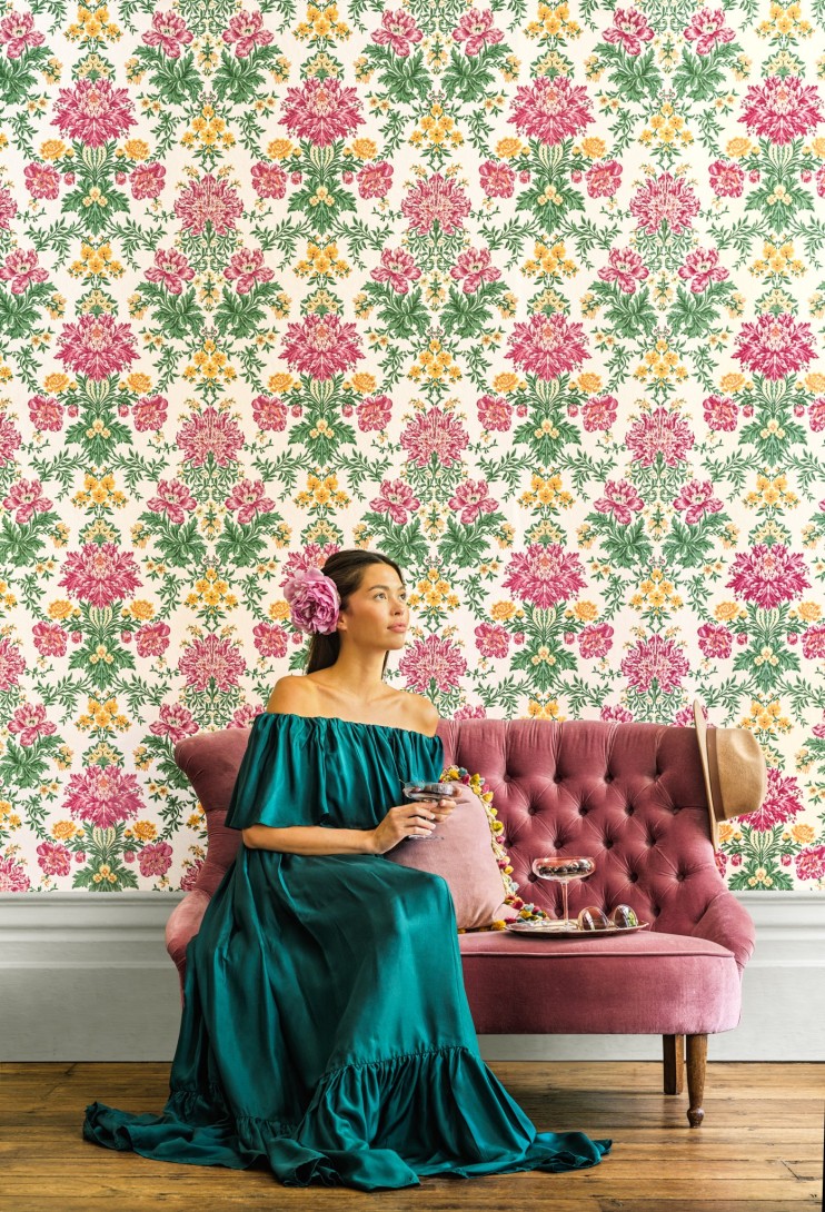 Cole & Son 128/7036 Classics Collection Vol. II Poppies Peach, Marigold and Grass on Soft Green - tapeta stylizowane kwiaty