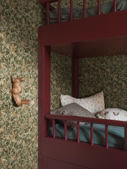 Boras Tapeter 8141 Fairyland Fairies Green - tapeta we wróżki i roślinny motyw