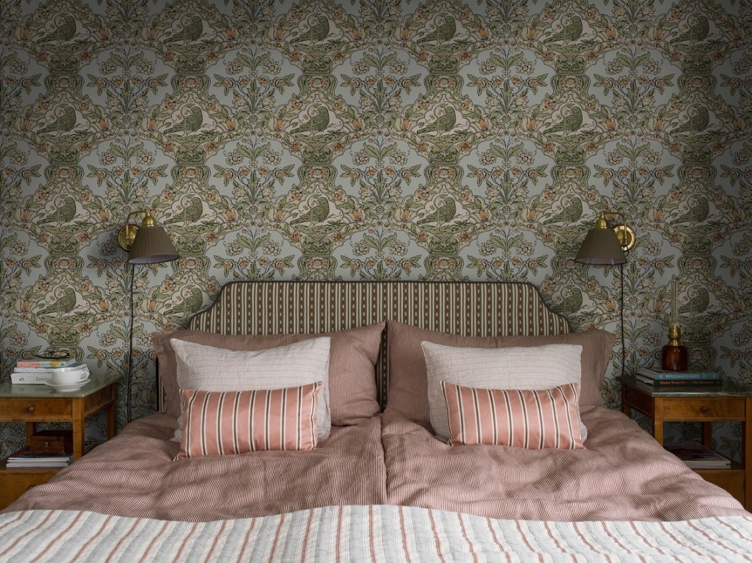 Boras Tapeter 8050 Anno II Skenninge Beige - tapeta w ptaki i tulipany