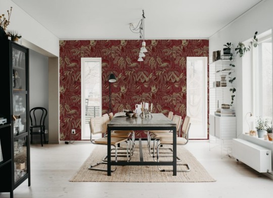 Rebel Walls R21435 Eden Escape Golden Mirage Red - mural w egzotyczne rośliny i ptaki