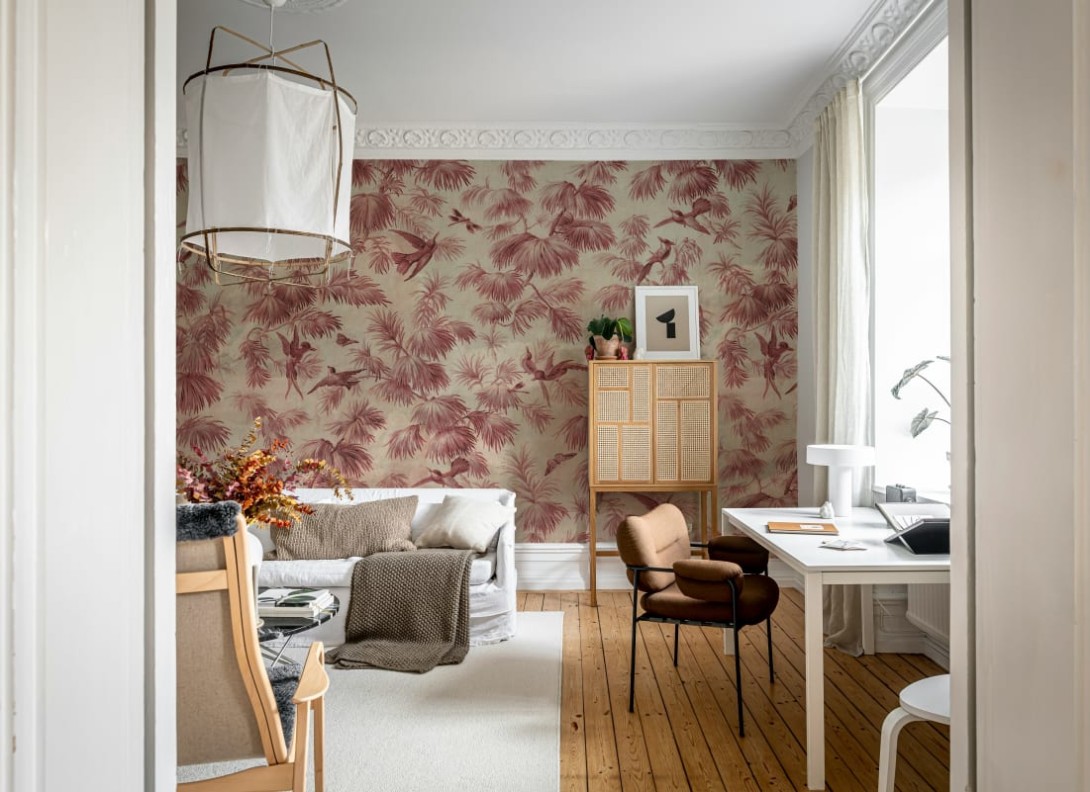 Rebel Walls R20905 Eden Escape Humming Harmony Red - mural w ptaki i ważki w stylu vintage