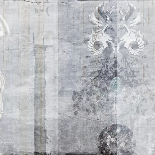 Tecnografica 67724-1 Collaborations The Sisters Aura - mural w antyczną rzeźbę