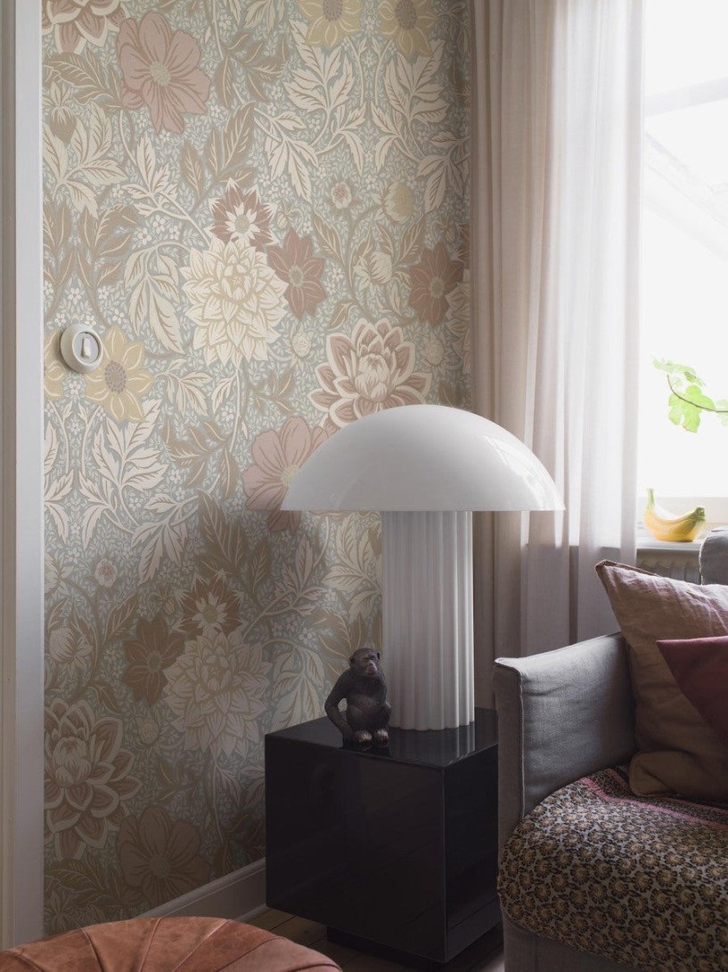Boras Tapeter 9723W Studio Dahlia Garden Grand Beige - mural w duże kwiaty dalii