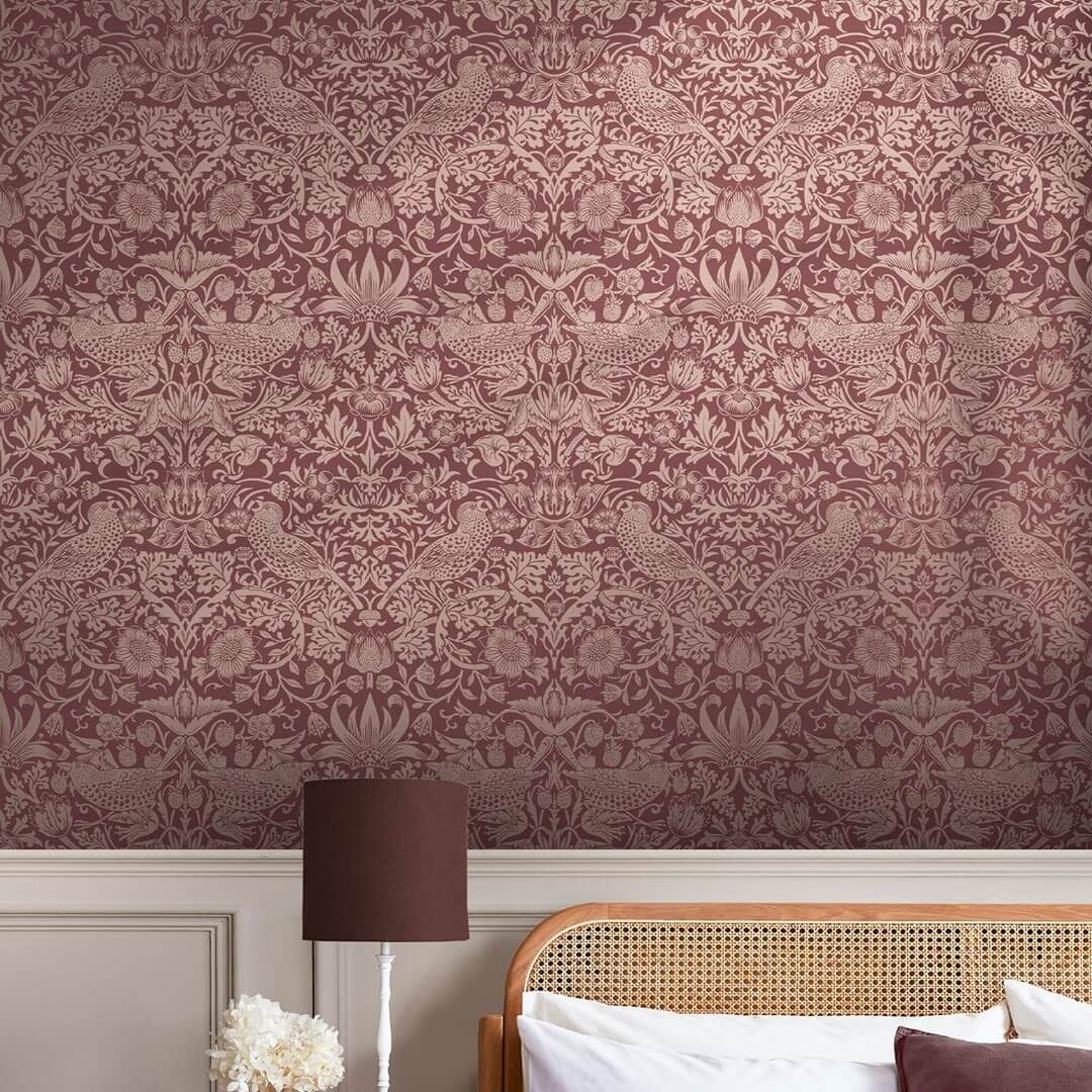 Graham & Brown 124235 William Morris At Home - metaliczna tapeta w ptaki i roślinne ornamenty