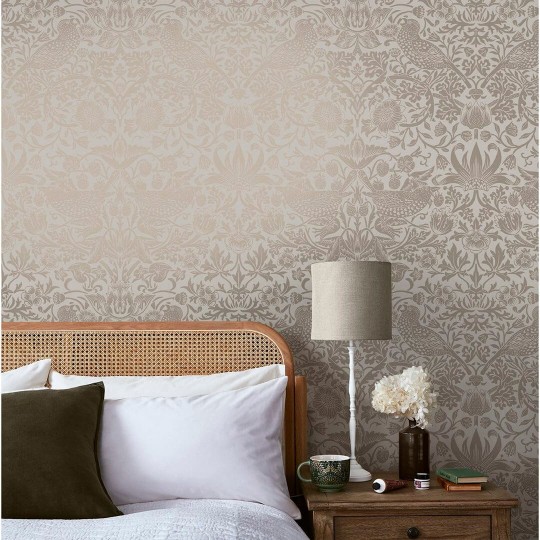 Graham & Brown 124238 William Morris At Home - metaliczna tapeta w ptaki i roślinne ornamenty