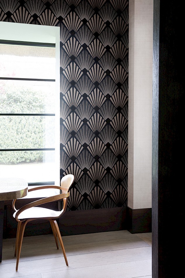 Khroma GAT303 The Texture Book Gatsby Midnight - tapeta w geometryczne wachlarze art déco