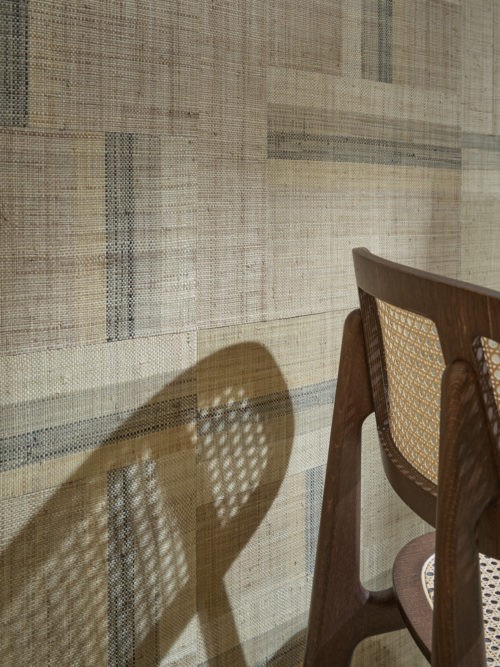 Omexco AT71 Atelier - tapeta w patchworkowy wzór z rafii