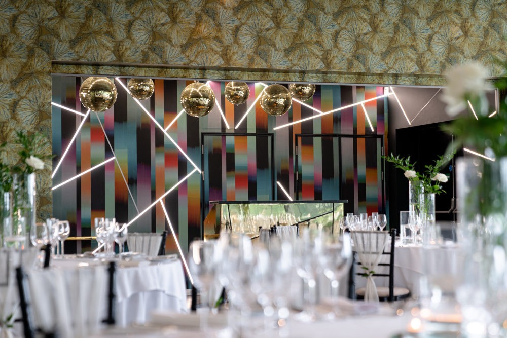 Omexco AT92 Atelier - tapeta lniana w gradient