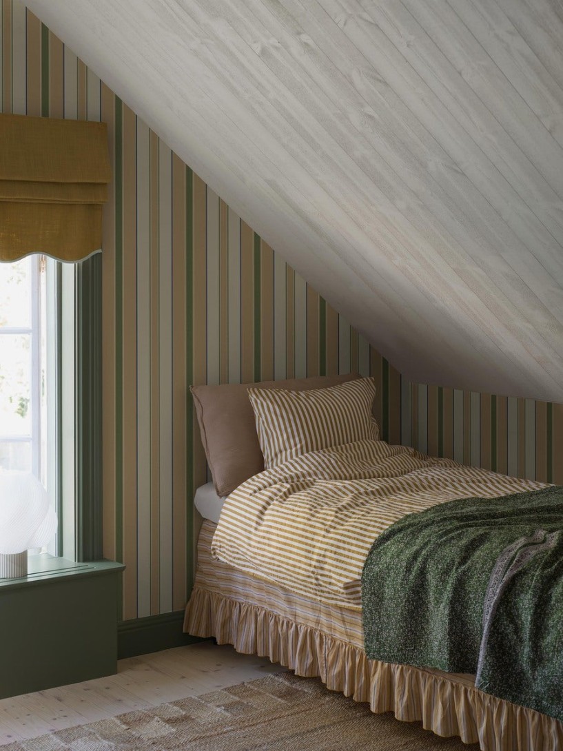 Boras Tapeter 9789W Studio Stockholm Stripe Yellow - mural w paski