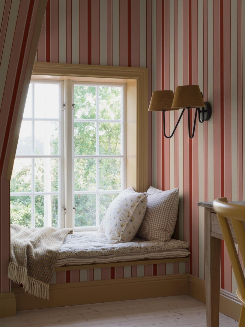 Boras Tapeter 9790W Studio Stockholm Stripe Pink - mural w paski