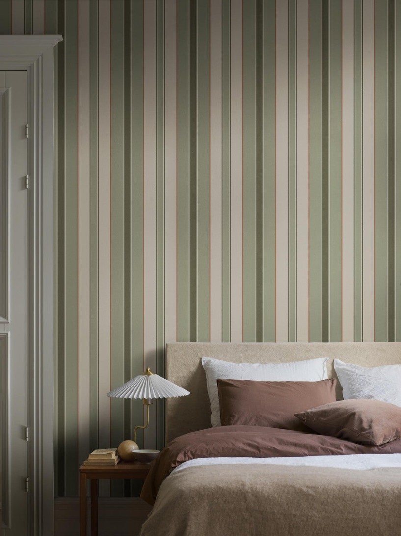 Boras Tapeter 9791W Studio Stockholm Stripe Green - mural w paski