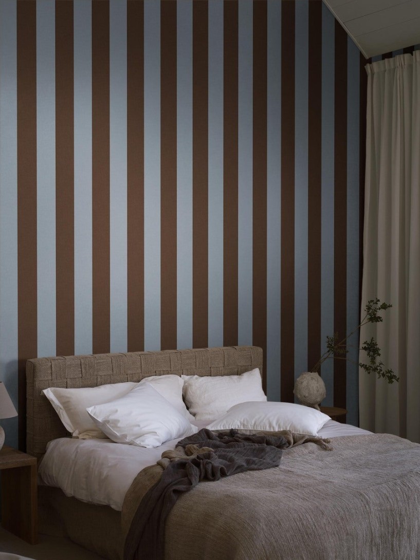 Boras Tapeter 9801W Studio Båstad Stripe Brown - mural w paski