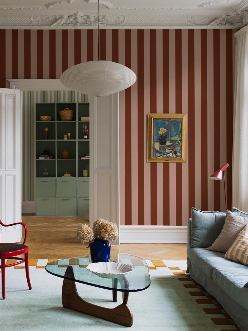 Boras Tapeter 9803W Studio Båstad Stripe Red - mural w paski