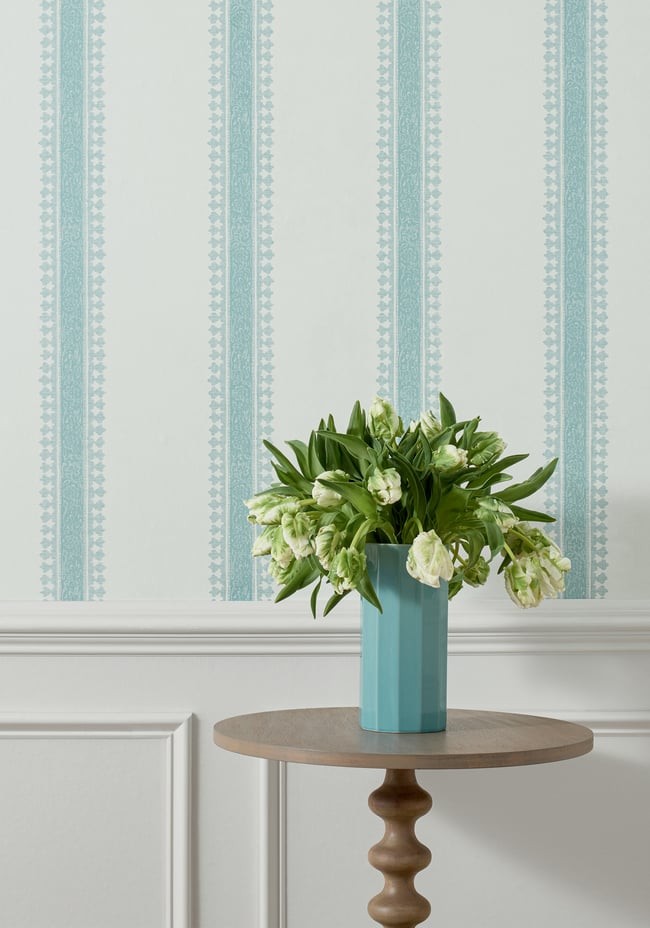 Thibaut T36464 Indienne Cambridge Stripe Beige - tapeta imitująca len w paski
