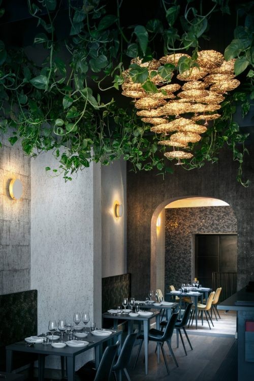 Omexco CA17 Cobra - tapeta korkowa z metalicznymi akcentami