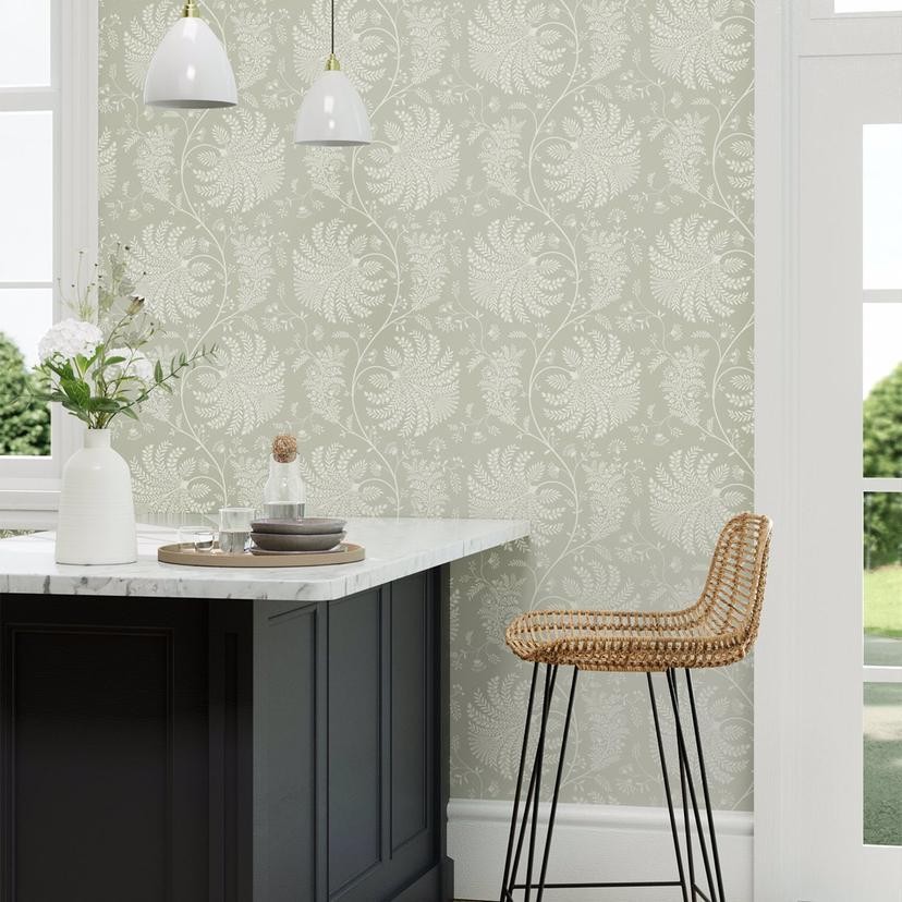 Sanderson DART216341 Curios Mapperton Sage/Cream - tapeta w ornament roślinny