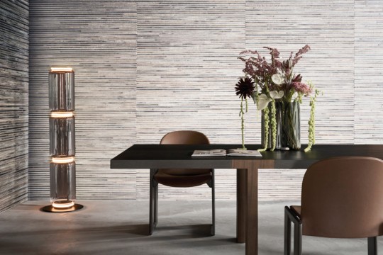 Omexco LAN211 Light at Night - tapeta z abaki w paski