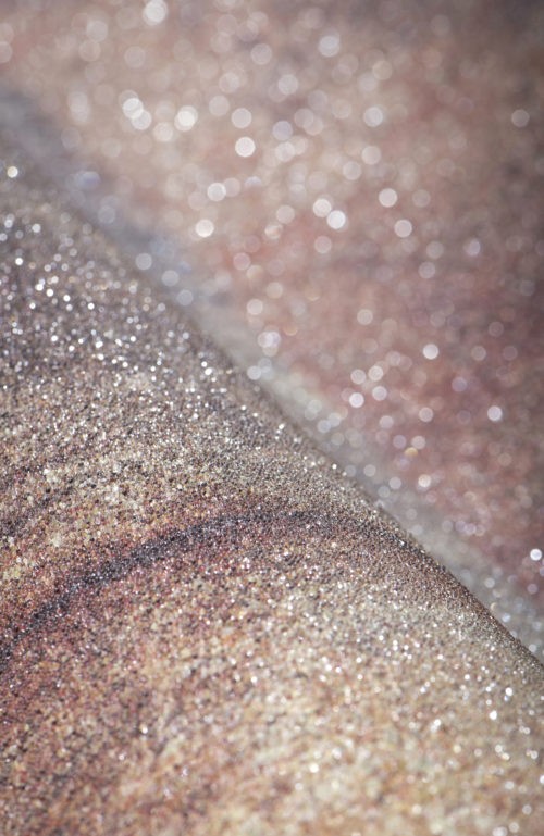 Omexco LOF713 Loft - tapeta industrialna ze szklanymi koralikami