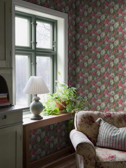 Boras Tapeter 8169 Charm Delilah - tapeta imitująca gobelin w kwiaty