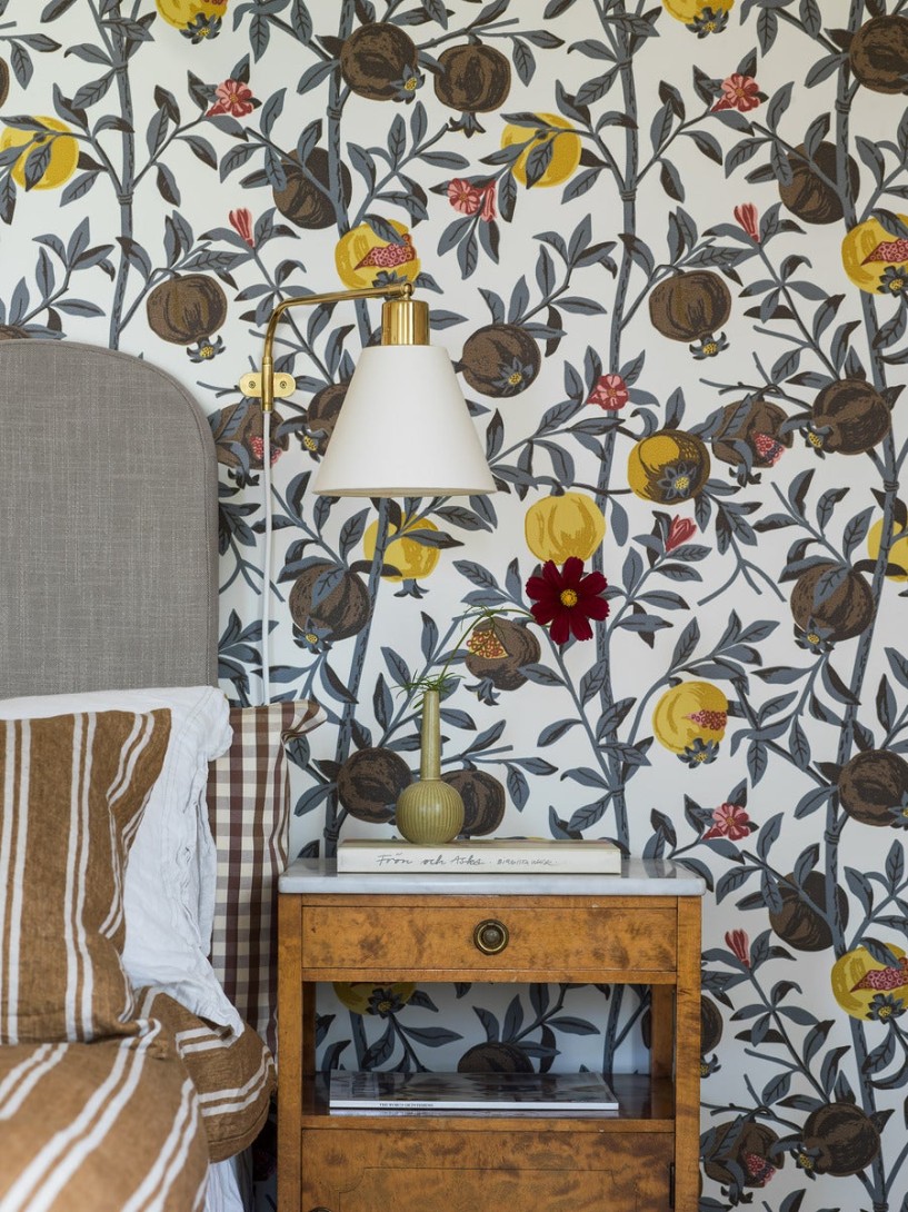 Boras Tapeter 1959 Scandinavian Designers Gocken Jobs Granatäpple - tapeta w granaty