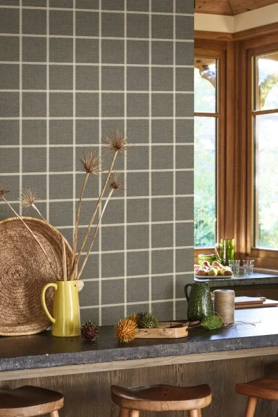 Casadeco 202039780 Tailor Made Smooth Grid Noir Fusain - tapeta imitująca tkaninę w kratę