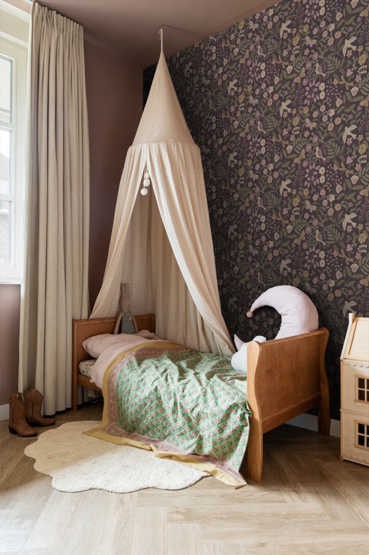 Esta 139871 Pom Pom Pie Flowers and birds eggplant purple olive green and lilac purple - tapeta dla dzieci w ptaki i kwiaty