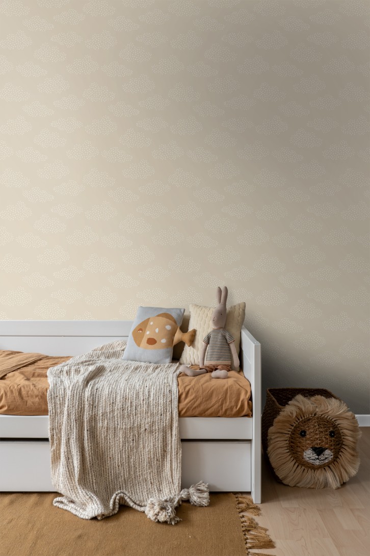 Esta 139515 Pom Pom Pie Little clouds beige - tapeta dla dzieci w chmury