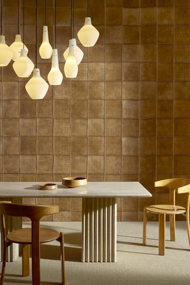 Arte 29213 Allures Reliure Caramel - tapeta skórzana w kwadraty