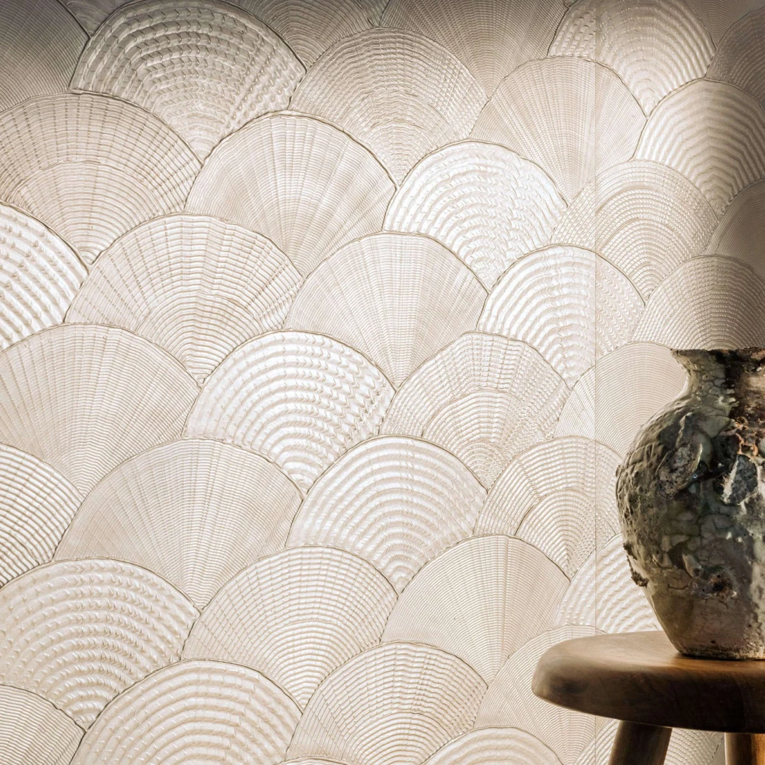 Elitis RM 1118 40 Écume Calyptra Brume de perle - tapeta akrylowa w muszle