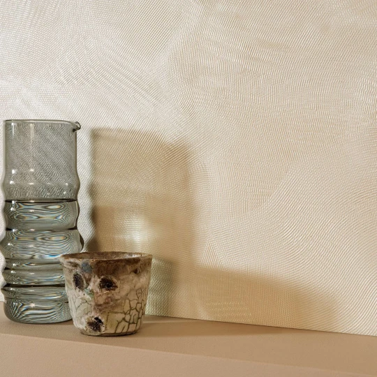 Elitis RM 1119 01 Écume Lithos Écume d'Amphitrite - tapeta akrylowa metaliczna