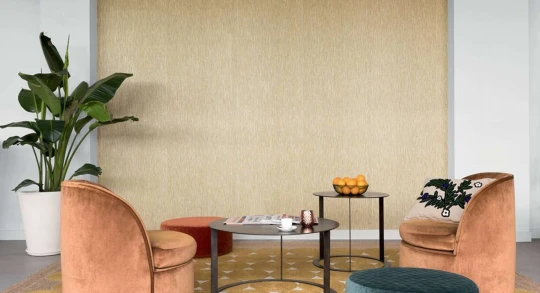 Elitis CV 117 05 Formentera La casa de paja HPC Une source de vie - tapeta obiektowa imitująca słomę