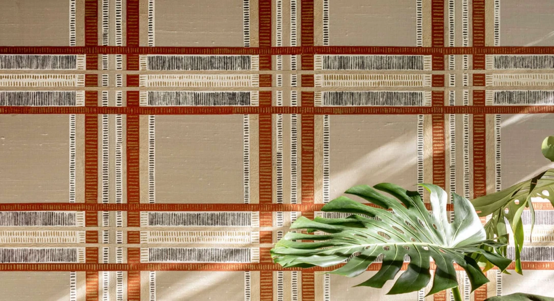 Elitis RM 1126 35 Pamir Shiraz Un carré recomposé - tapeta jedwabno-papierowa w kratę