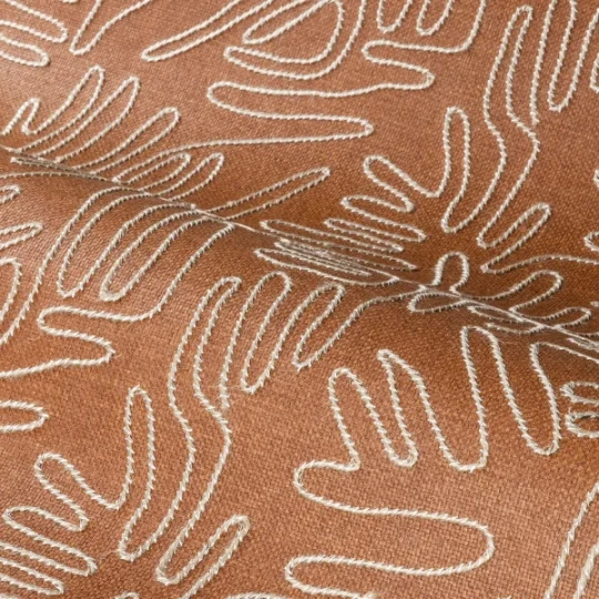 Casamance 71840439 Tramis Silvara Orange terreux naturel - tapeta w abstrakcyjny haft z juty