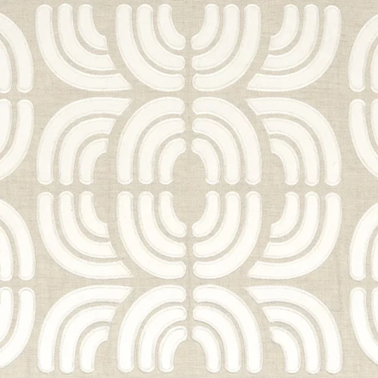 Casamance 71860268 Mimbeau Arès Ivoire craie - tapeta tekstylna w geometryczny haft