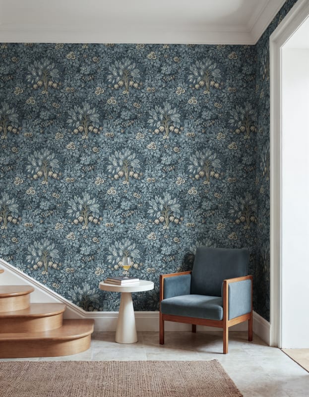 Rebel Walls R21676 Botanical Gardens Flower Tree Blue - mural w ornament z drzewami