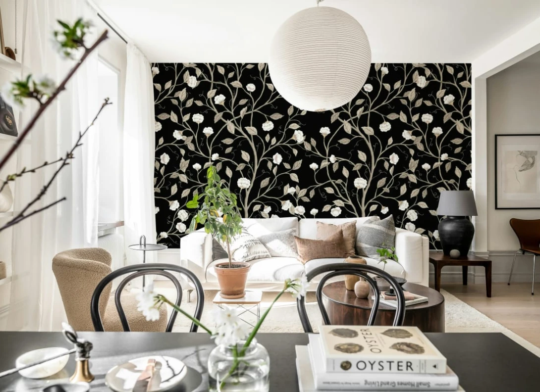 Rebel Walls R21656 Botanical Gardens Silent Bloom Black - mural w pnącza i kwiaty