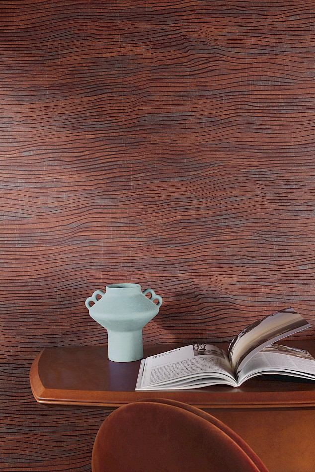Khroma RAY101 Ray Lucence Auburn - tapeta w poziome fale