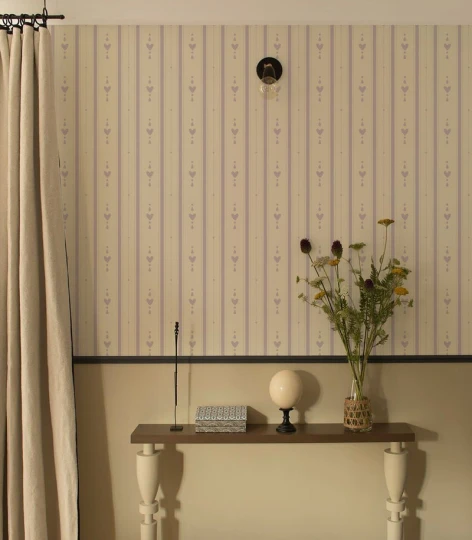 Wallcolors Pure Forms Cottage Stripe Lilac Veil - tapeta w paski i serca