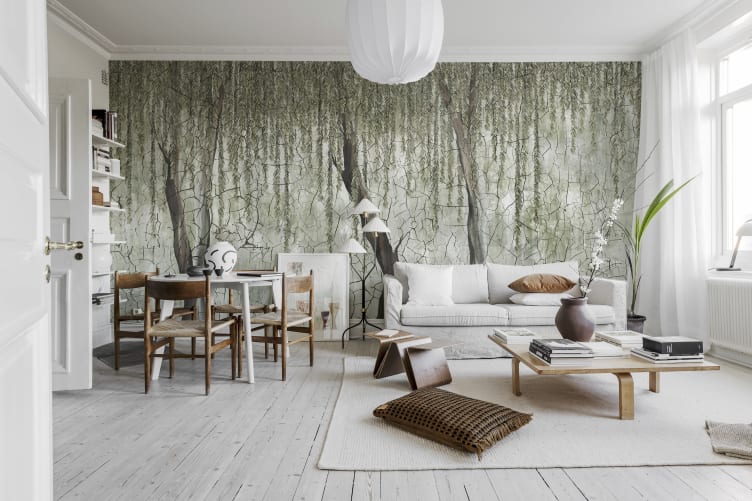 Rebel Walls R19542 Shutterstock Dream Forest - mural w drzewa z efektem spękanego tynku